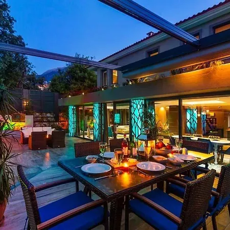 Sleeps 6 With Pool Air Con And Wifi Villa Ovacık
