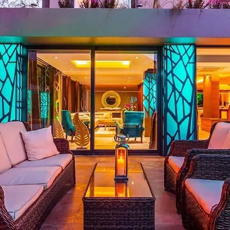 Villa Sleeps 6 With Pool Air Con And Wifi Ovacik (Fethiye)